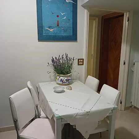 Διαμέρισμα Palazzo Vaaz Mola di Bari